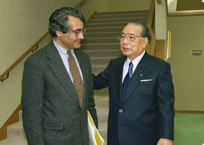 画像:戸田記念国際平和研究所の所長・<br>マジット・テヘラニアン博士と